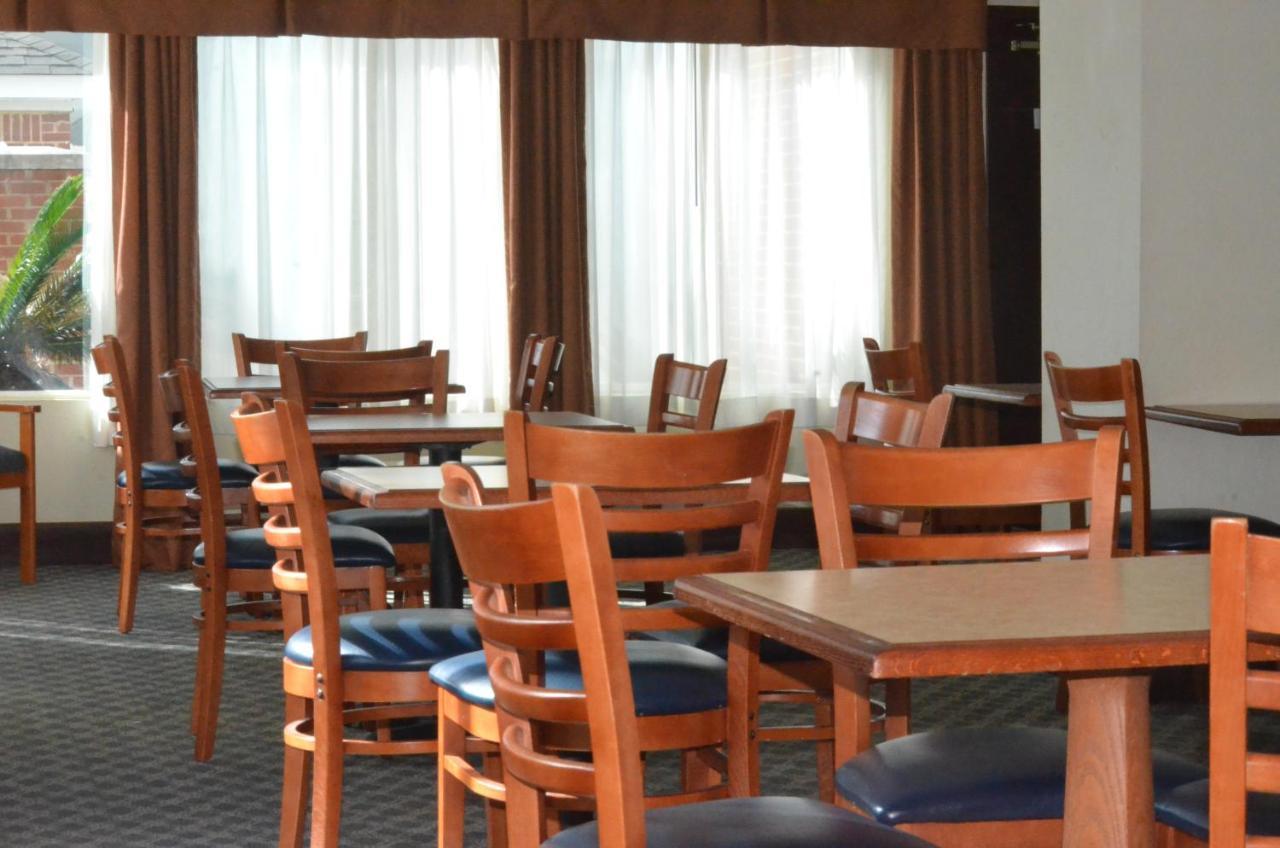 Home Inn & Suites Montgomery Eksteriør bilde